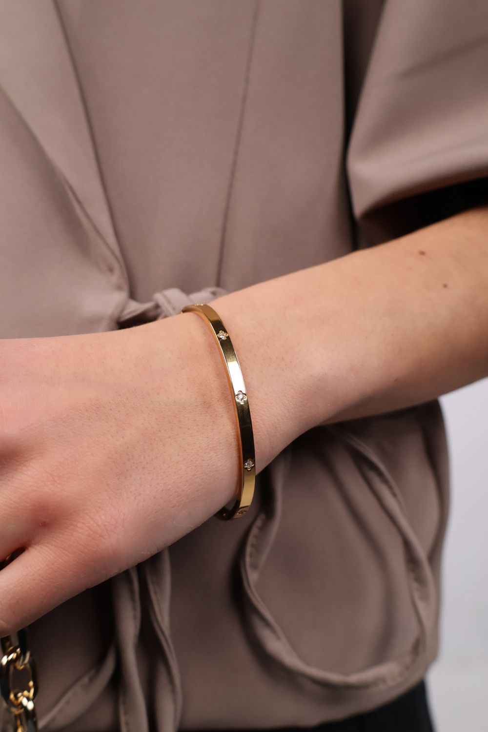 Classy armband met steentjes | Goud