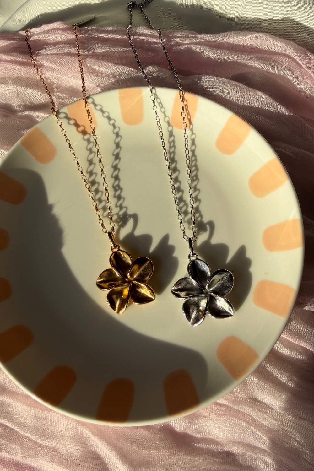 Golden flower ketting | Goud