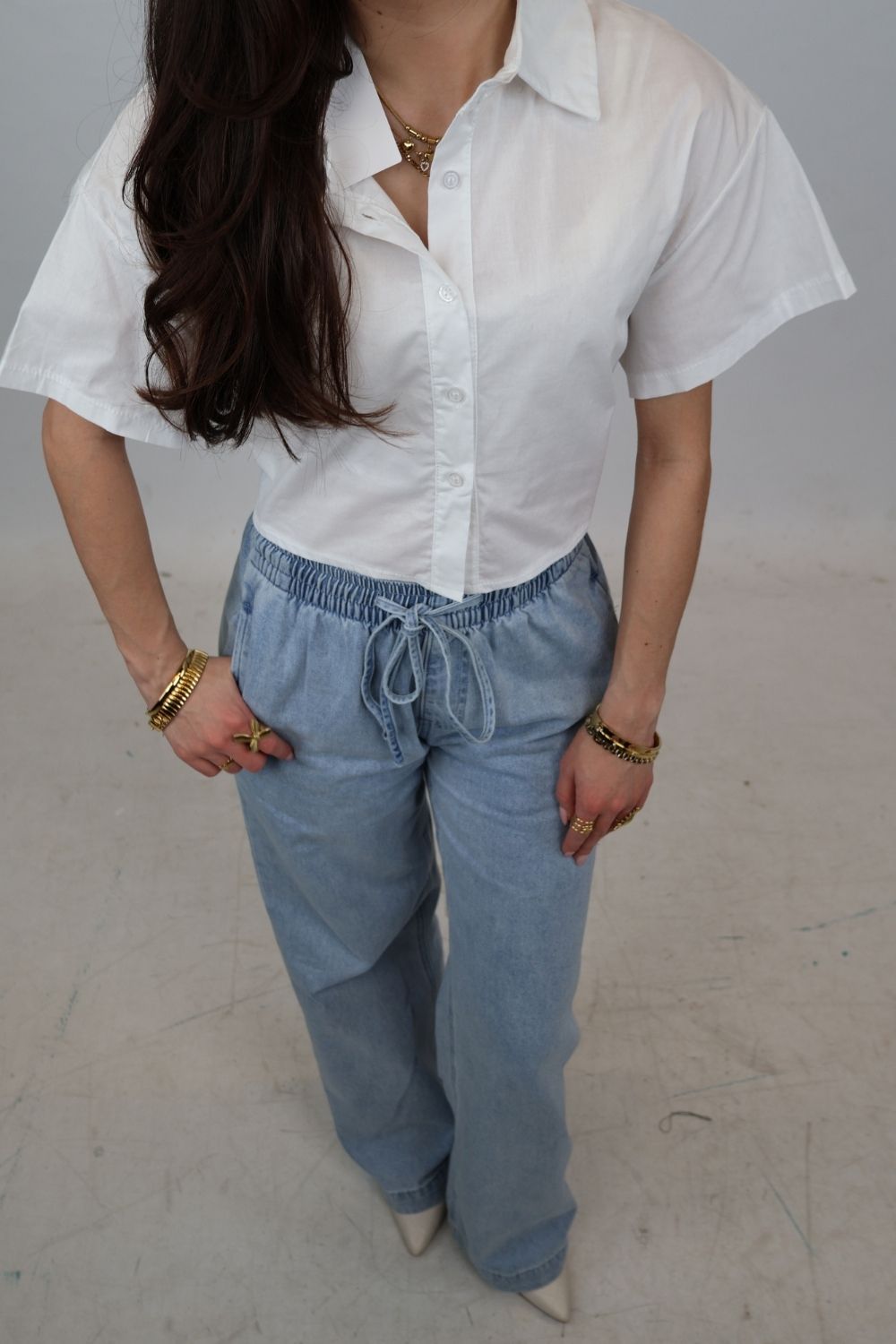 Blouse met open rug en touwsluiting | Wit