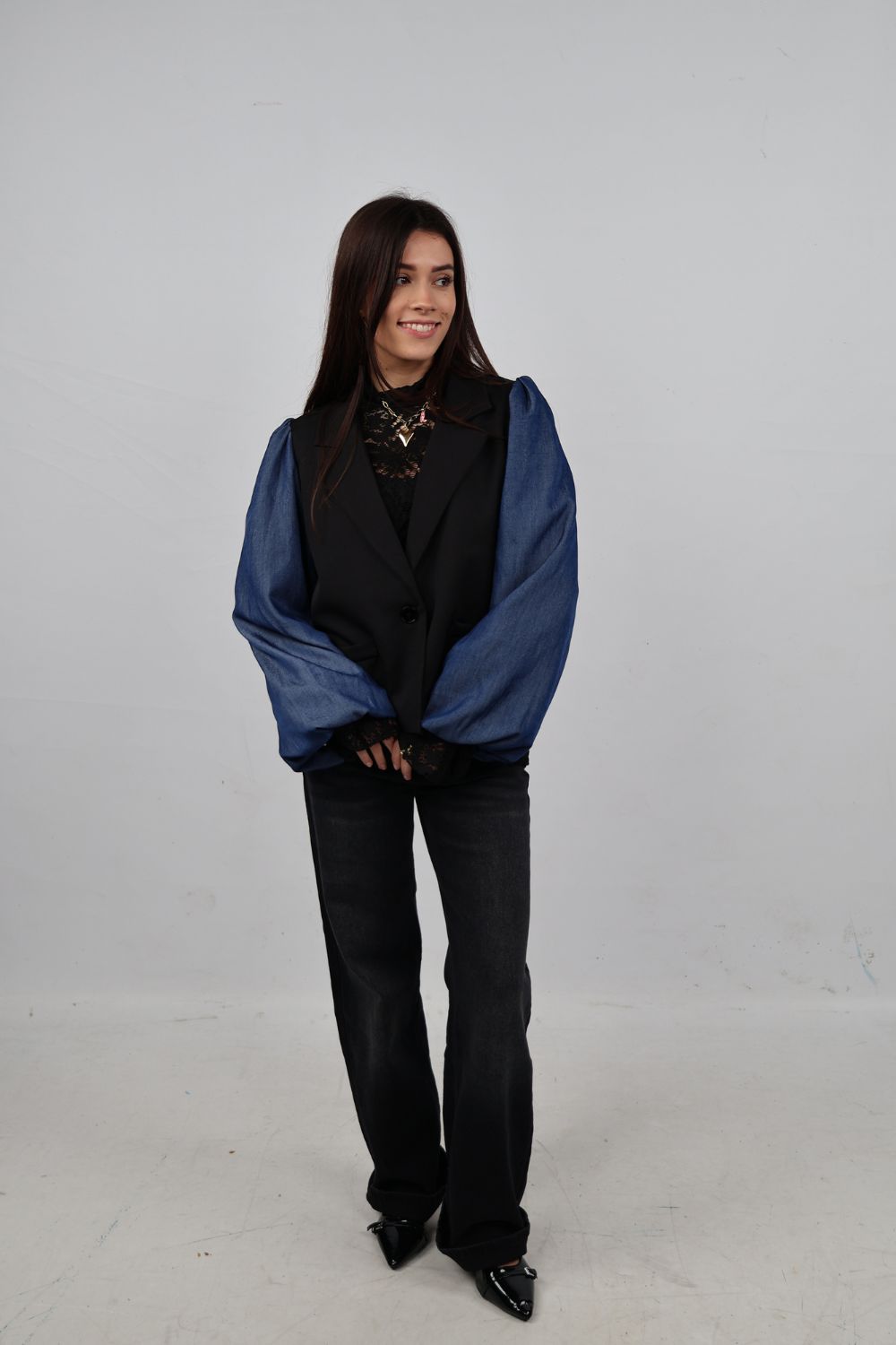 Blazer met blauwe pofmouwen | Zwart