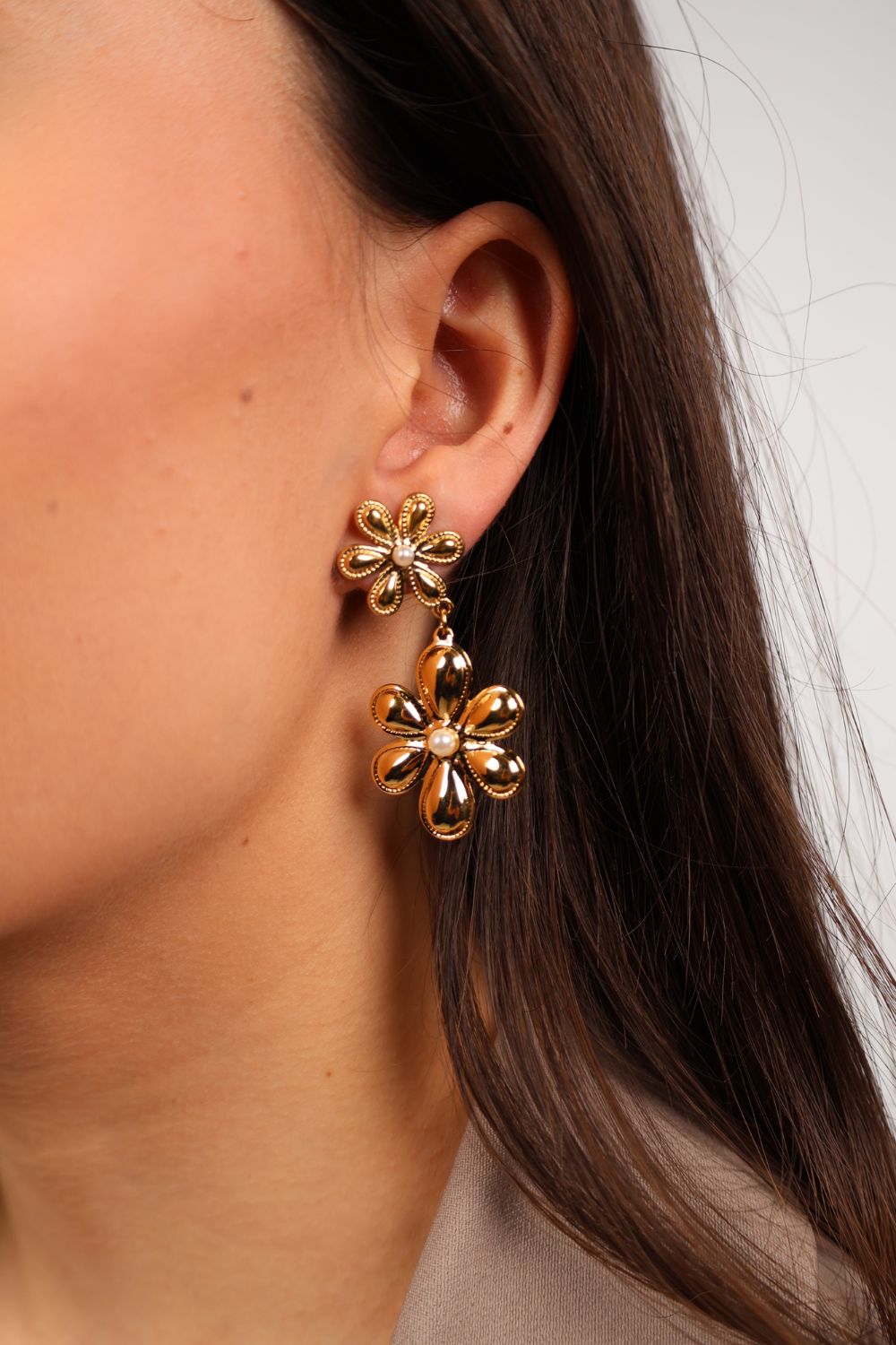 Trendy flower oorbellen | Goud