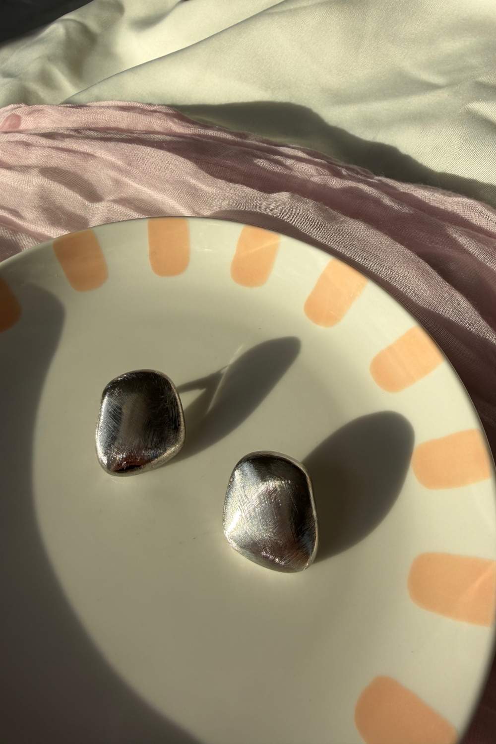 Statement stud oorbellen | Goud