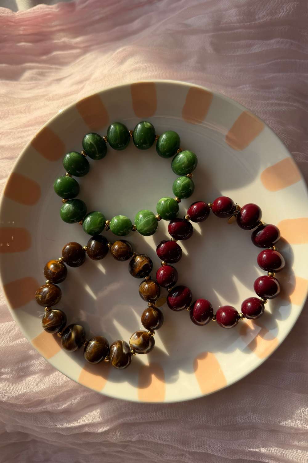 Iconic beads armband | Bordeaux