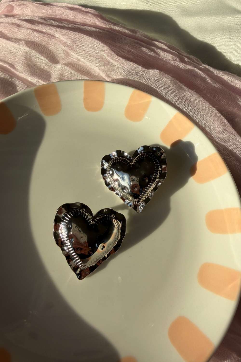 Statement heart oorbellen | Zilver